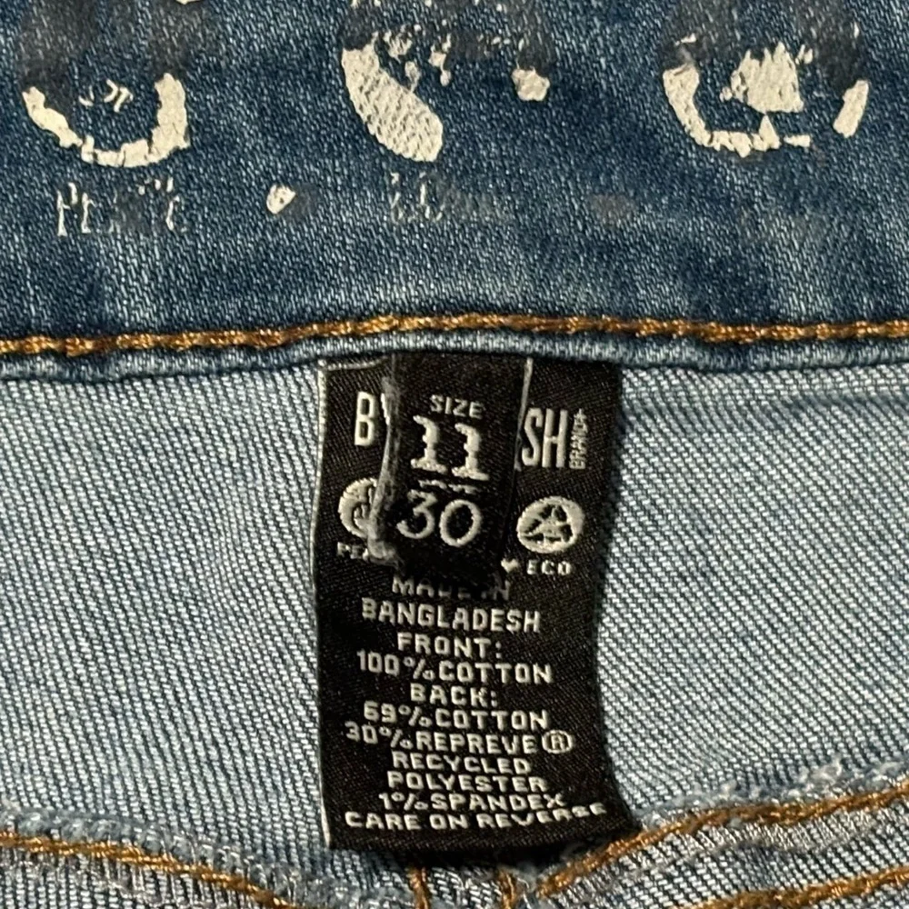 Rewash Brand Denim Shorts High Rise Distressed Button Fly Shorts,‎ 11/30 ALTERED - Picture 4 of 5